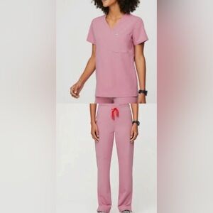 FIGS Technical collection chalk pink two piece set